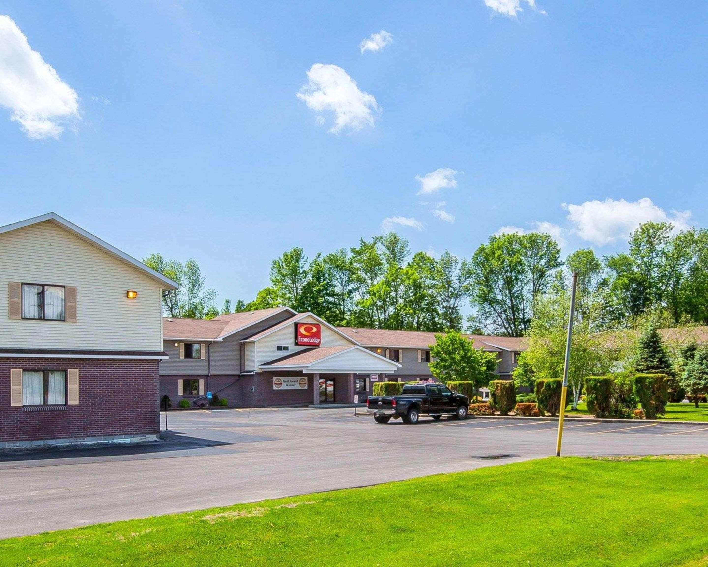 Surestay By Best Western Massena Zewnętrze zdjęcie